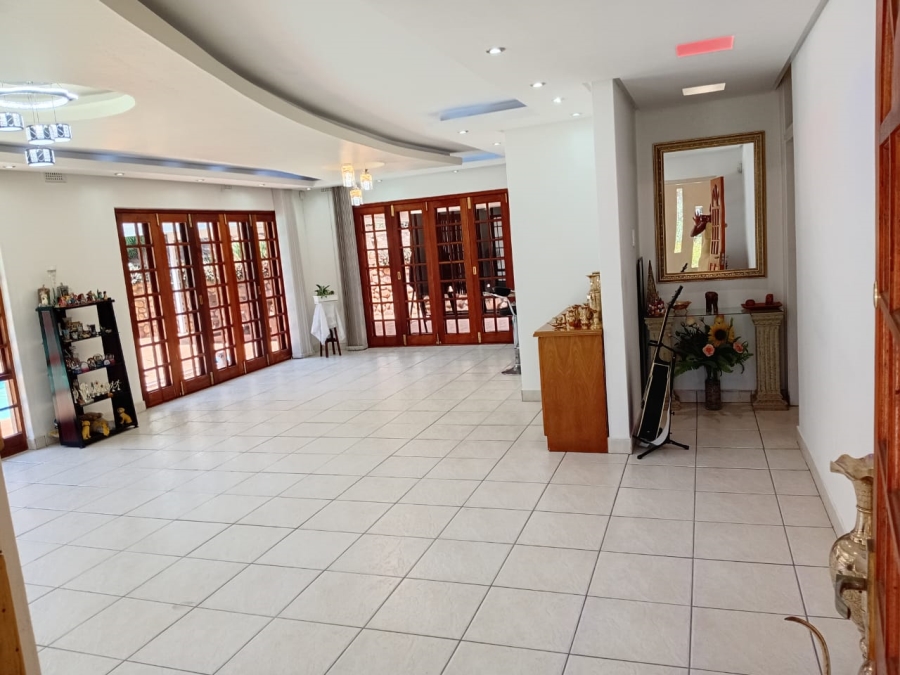 4 Bedroom Property for Sale in Athlone Park KwaZulu-Natal