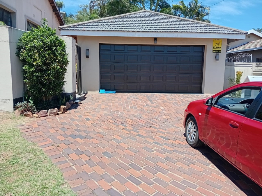 4 Bedroom Property for Sale in Athlone Park KwaZulu-Natal