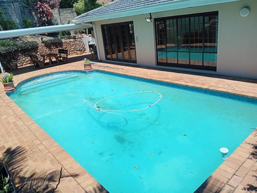 4 Bedroom Property for Sale in Athlone Park KwaZulu-Natal