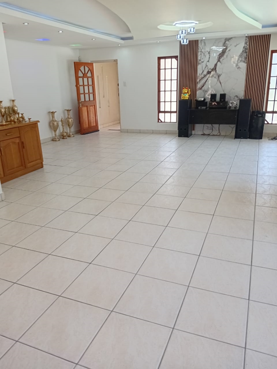 4 Bedroom Property for Sale in Athlone Park KwaZulu-Natal