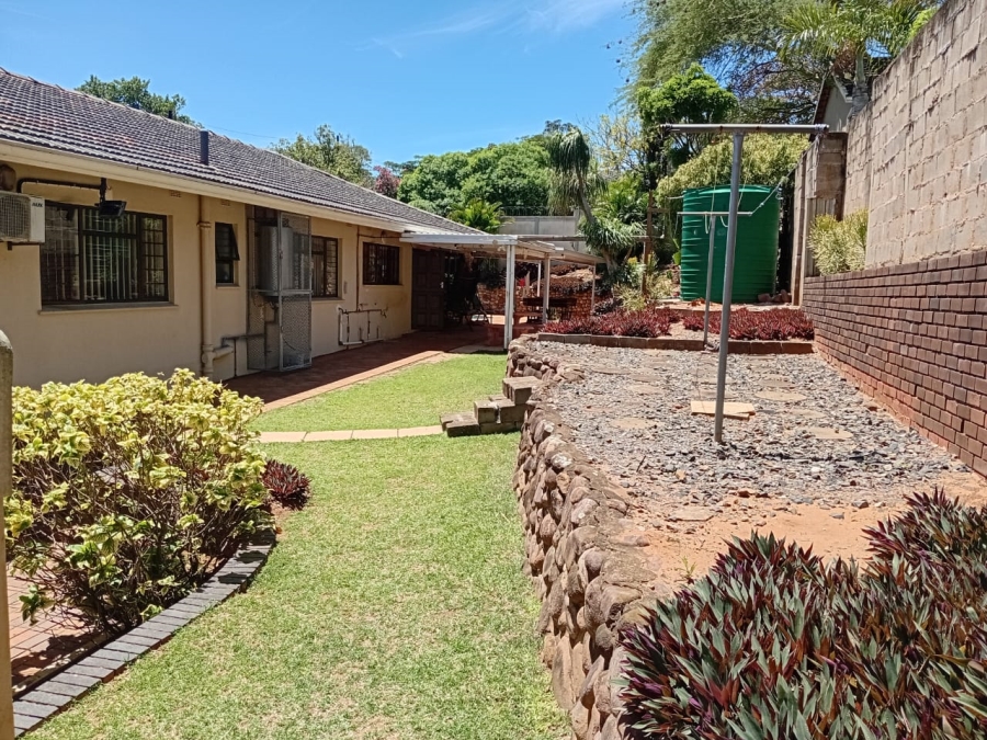 4 Bedroom Property for Sale in Athlone Park KwaZulu-Natal