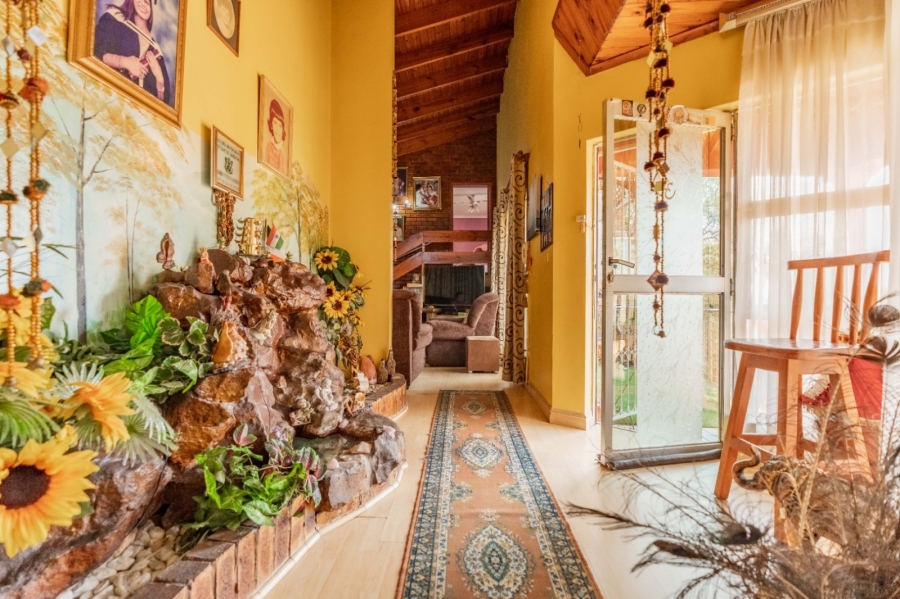 7 Bedroom Property for Sale in Reservoir Hills KwaZulu-Natal