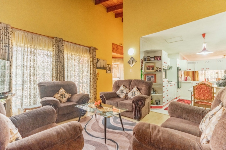 7 Bedroom Property for Sale in Reservoir Hills KwaZulu-Natal