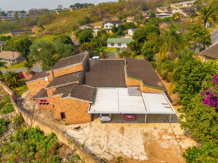 7 Bedroom Property for Sale in Reservoir Hills KwaZulu-Natal