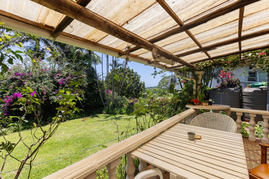 6 Bedroom Property for Sale in Uvongo KwaZulu-Natal