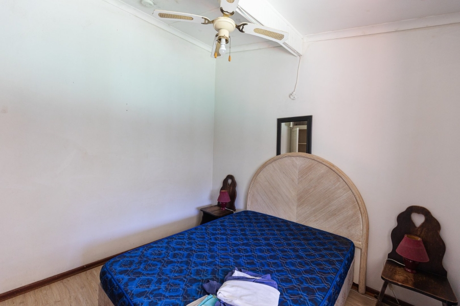 6 Bedroom Property for Sale in Uvongo KwaZulu-Natal