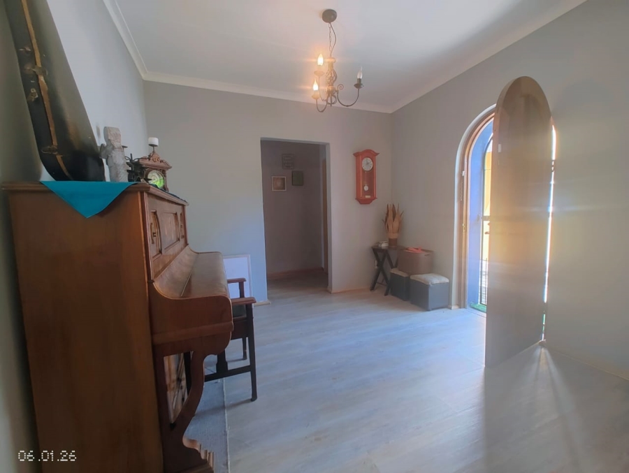 5 Bedroom Property for Sale in Pioneer Park KwaZulu-Natal