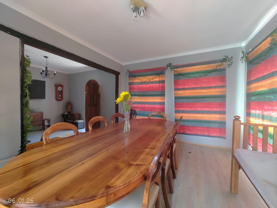 5 Bedroom Property for Sale in Pioneer Park KwaZulu-Natal