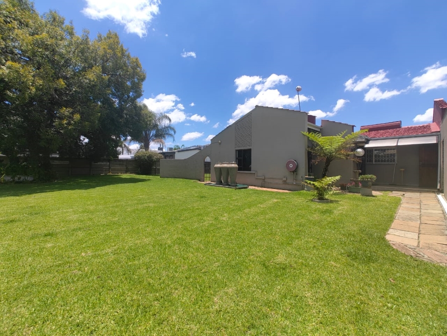 To Let  Bedroom Property for Rent in Pioneer Park KwaZulu-Natal