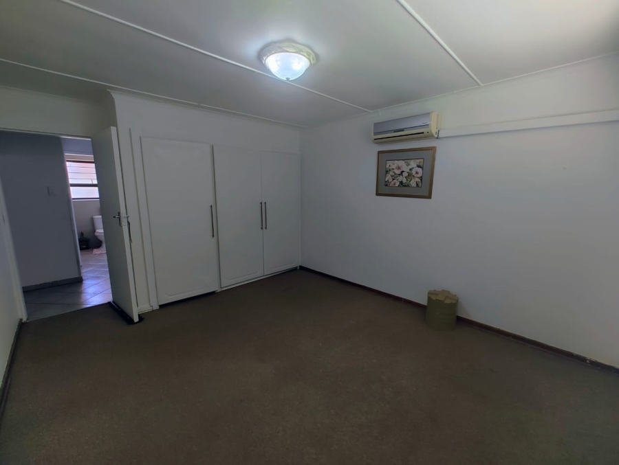 To Let  Bedroom Property for Rent in Pioneer Park KwaZulu-Natal