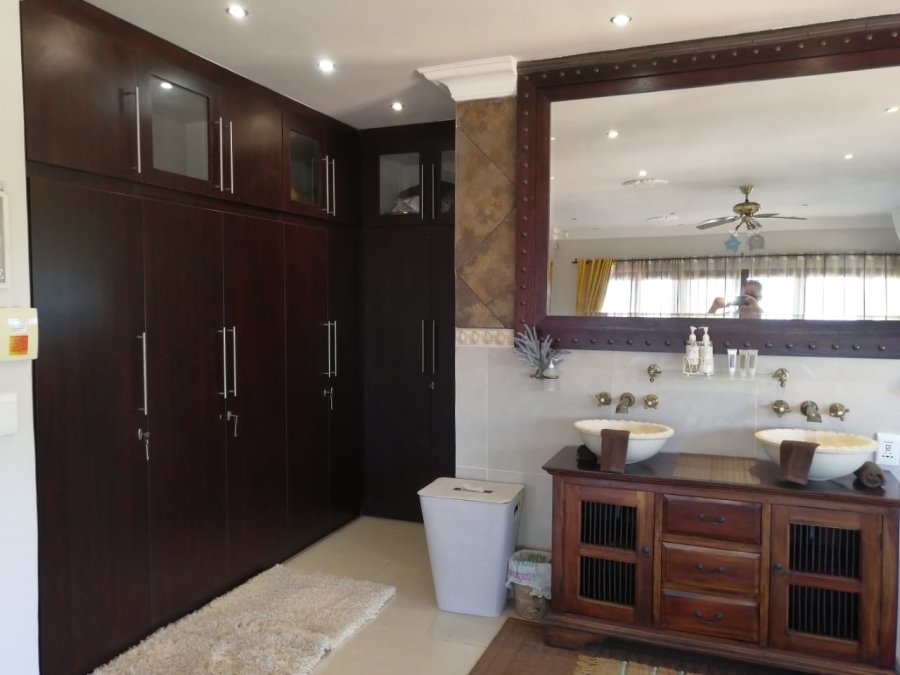 4 Bedroom Property for Sale in St Michaels On Sea KwaZulu-Natal