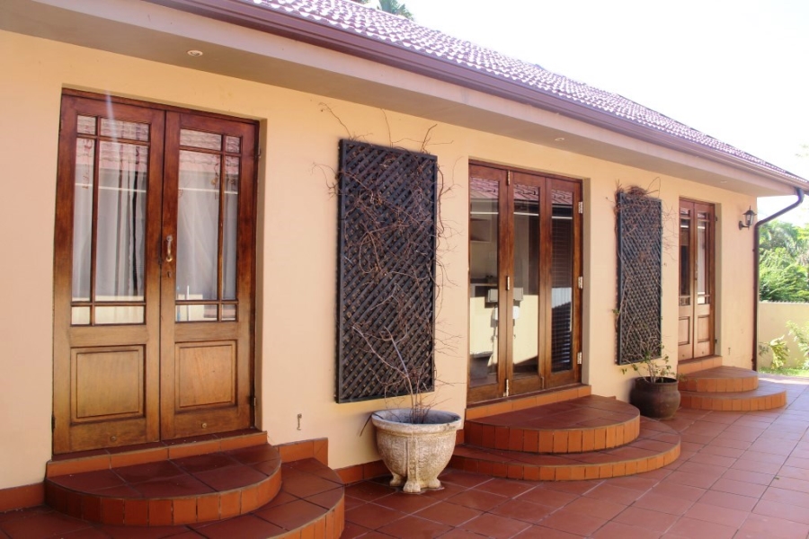 4 Bedroom Property for Sale in St Michaels On Sea KwaZulu-Natal