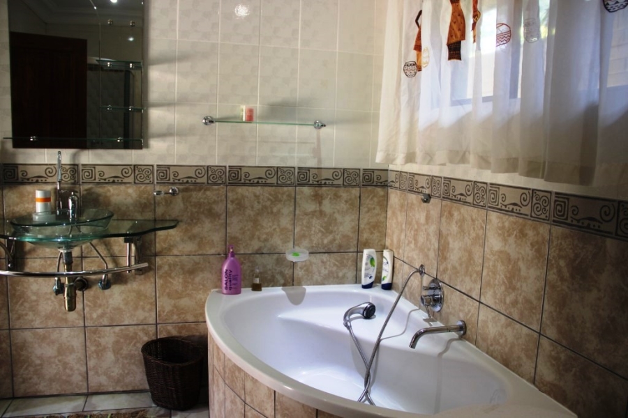 4 Bedroom Property for Sale in St Michaels On Sea KwaZulu-Natal