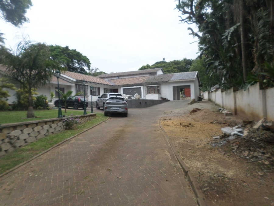 4 Bedroom Property for Sale in Umtentweni KwaZulu-Natal