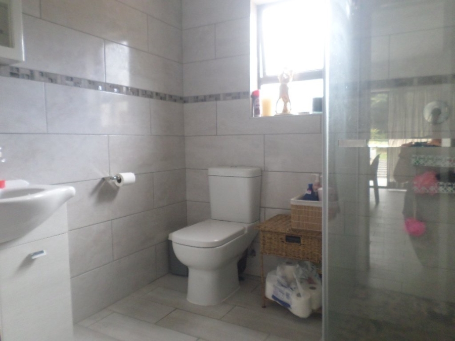 4 Bedroom Property for Sale in Umtentweni KwaZulu-Natal