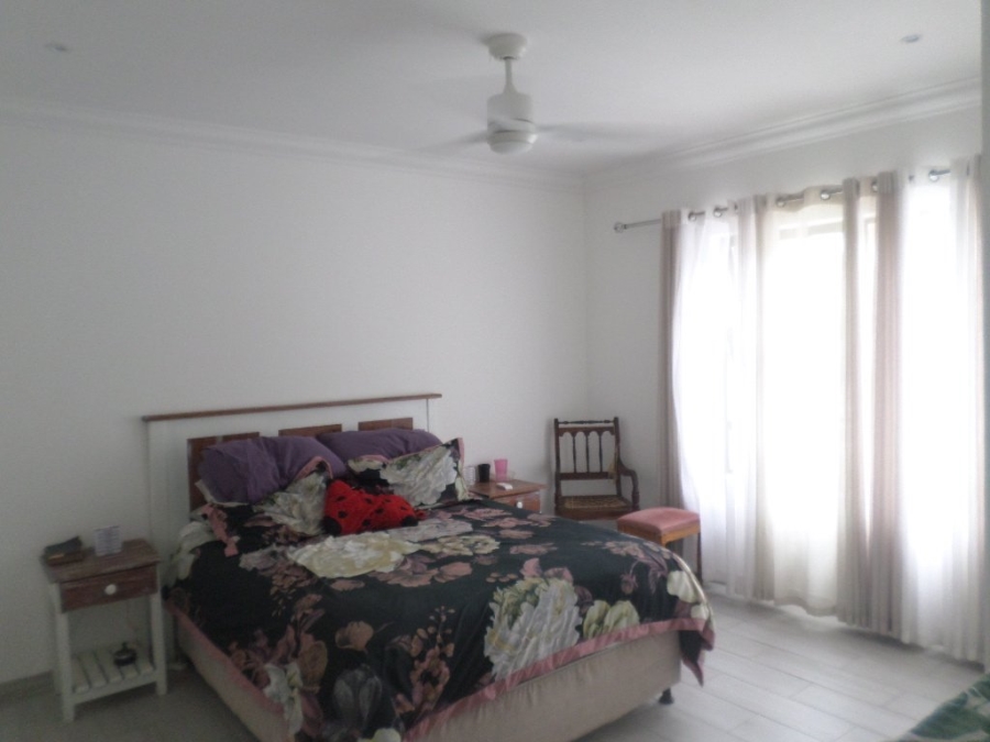 4 Bedroom Property for Sale in Umtentweni KwaZulu-Natal