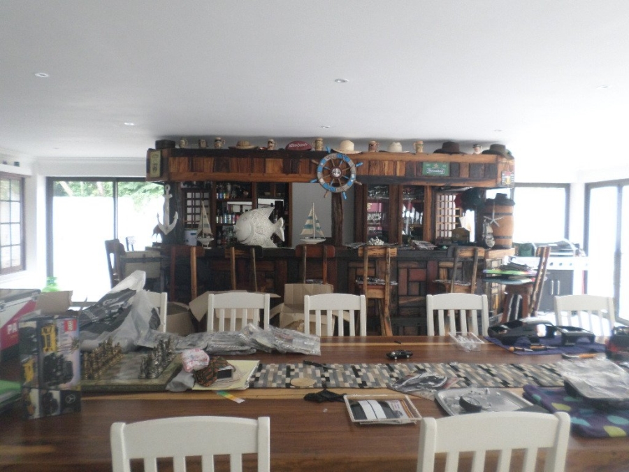 4 Bedroom Property for Sale in Umtentweni KwaZulu-Natal