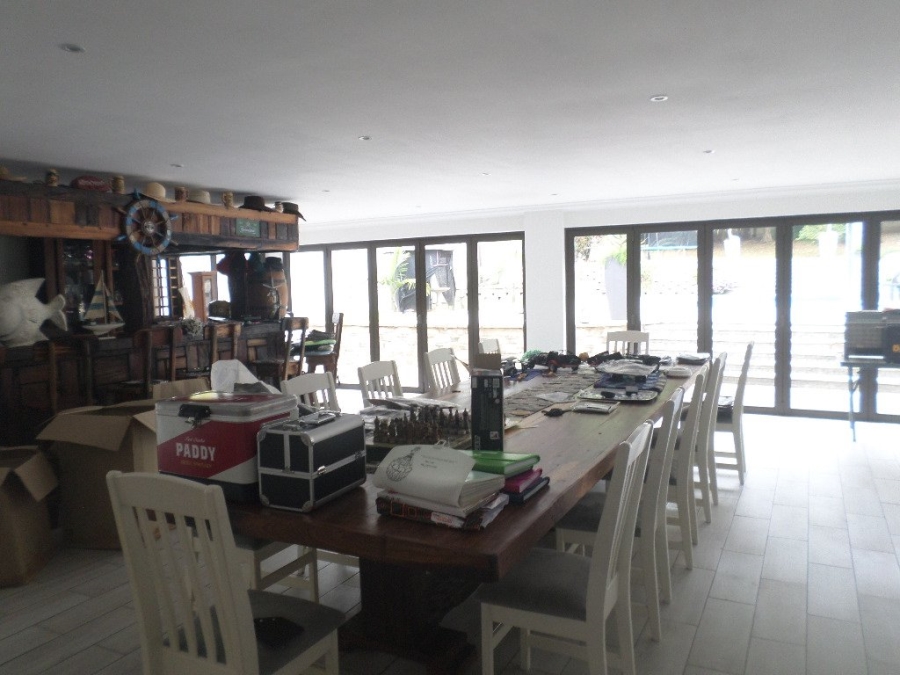 4 Bedroom Property for Sale in Umtentweni KwaZulu-Natal