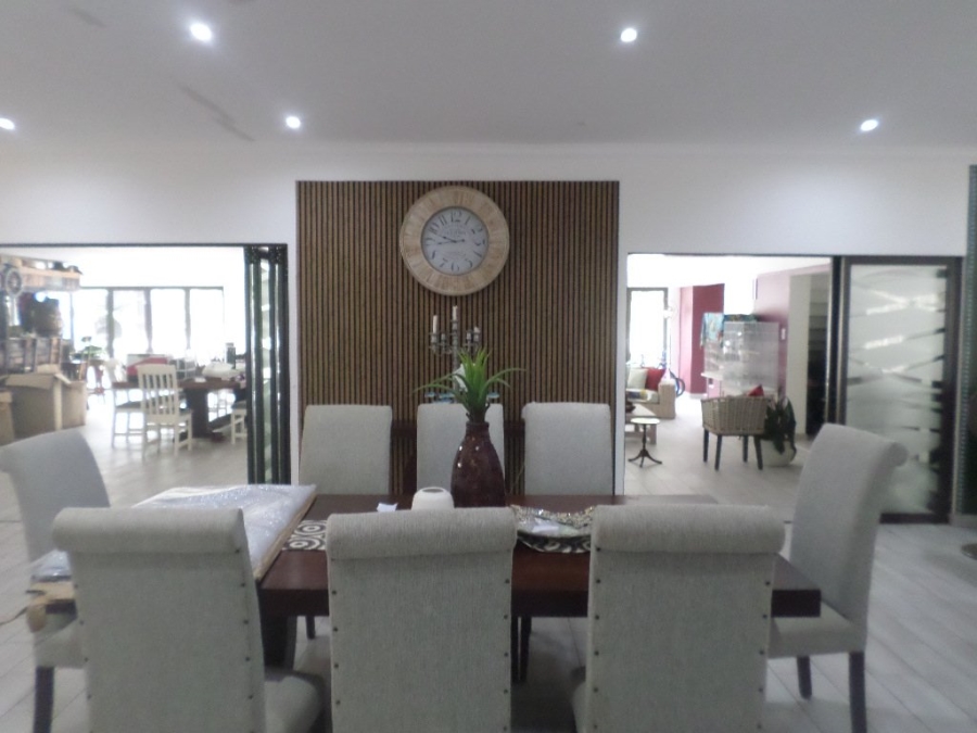 4 Bedroom Property for Sale in Umtentweni KwaZulu-Natal