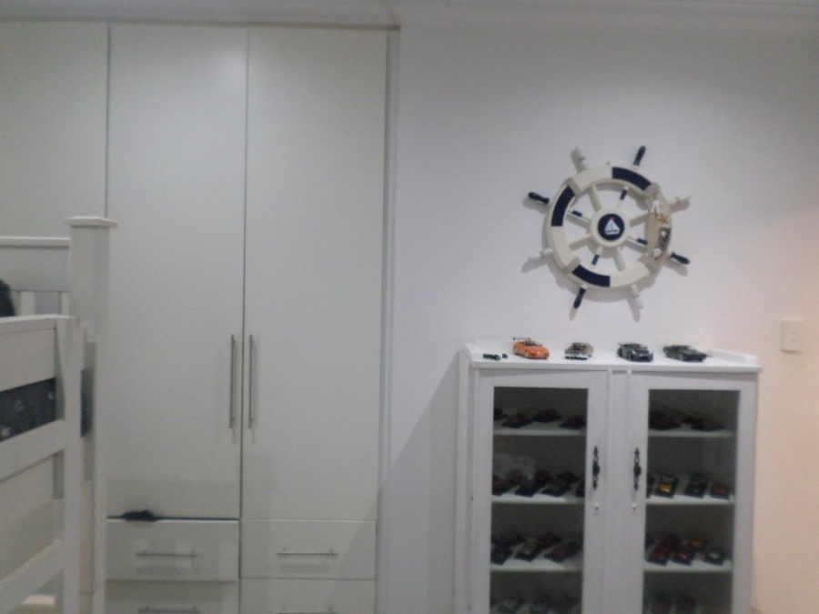 4 Bedroom Property for Sale in Umtentweni KwaZulu-Natal