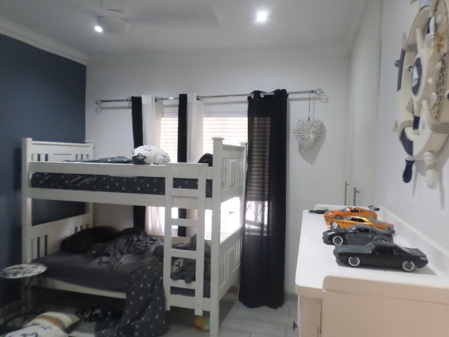 4 Bedroom Property for Sale in Umtentweni KwaZulu-Natal