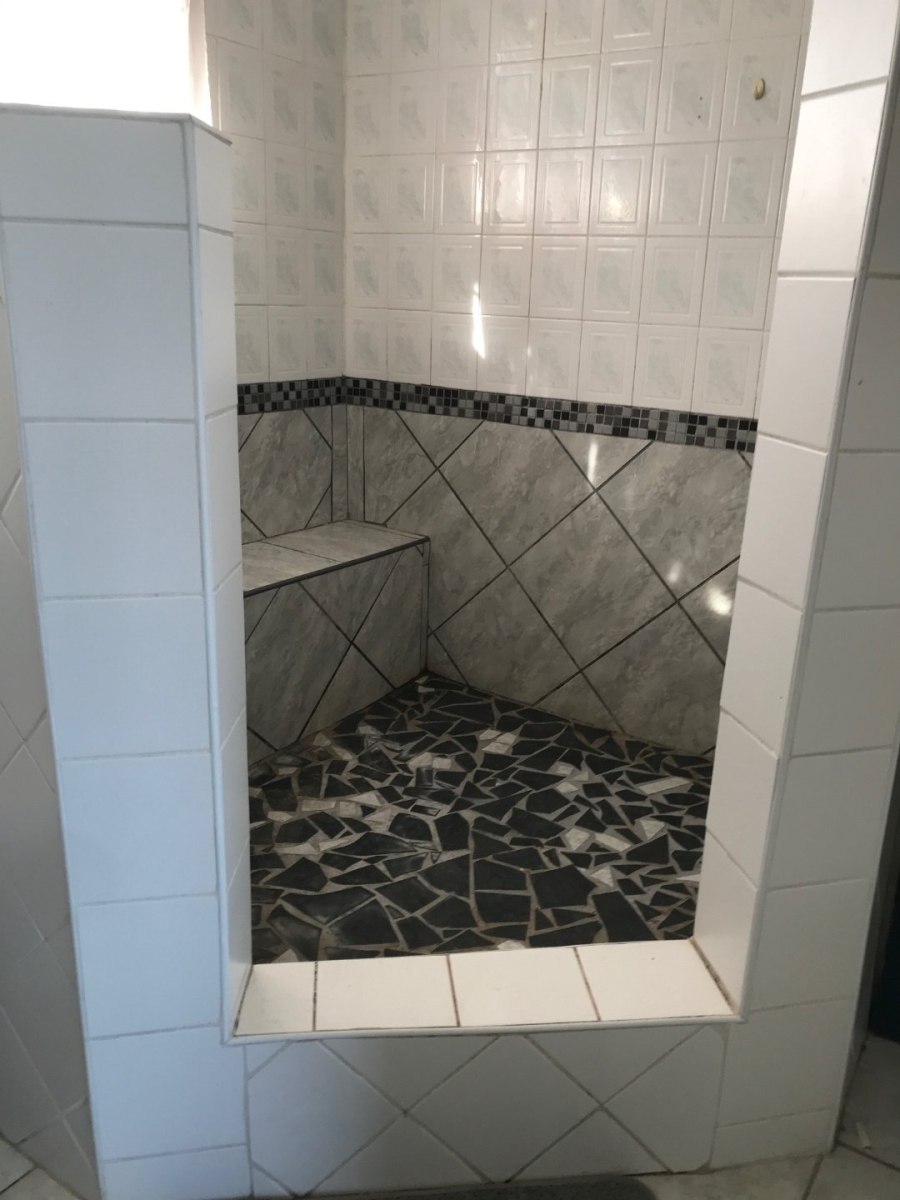 3 Bedroom Property for Sale in Port Edward KwaZulu-Natal