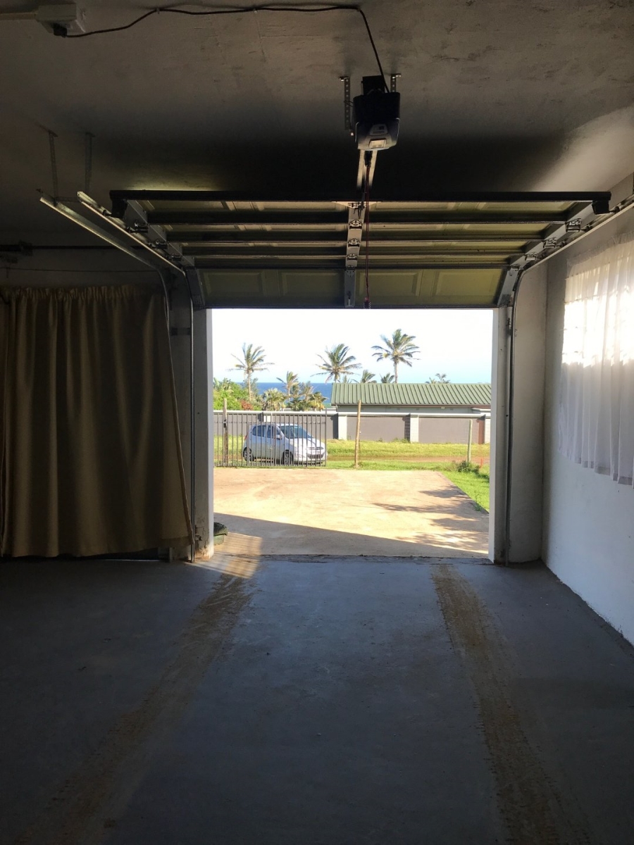 3 Bedroom Property for Sale in Port Edward KwaZulu-Natal