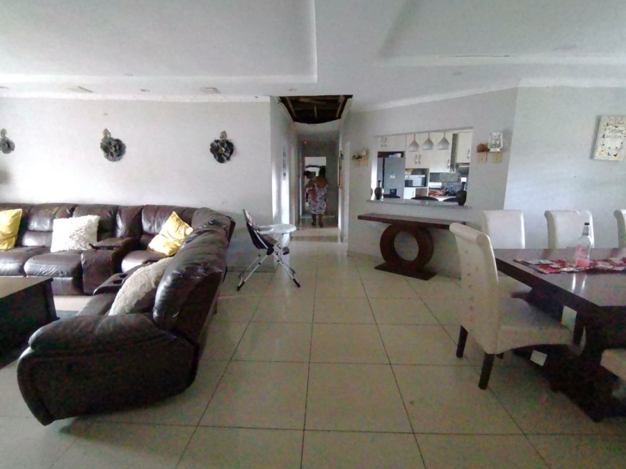 4 Bedroom Property for Sale in Mzingazi KwaZulu-Natal