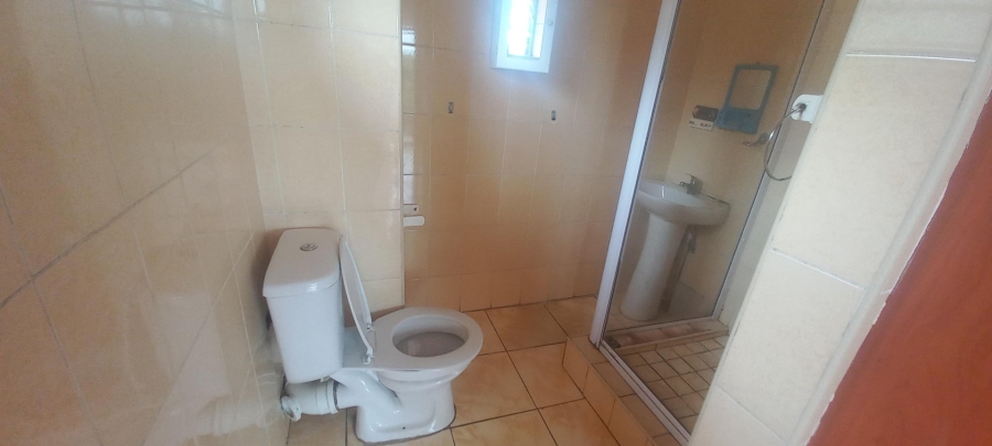 To Let 3 Bedroom Property for Rent in Anerley KwaZulu-Natal