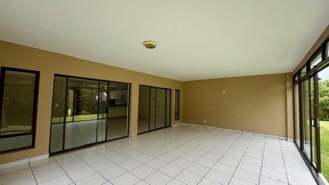 4 Bedroom Property for Sale in St Michaels On Sea KwaZulu-Natal