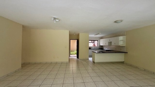 4 Bedroom Property for Sale in St Michaels On Sea KwaZulu-Natal