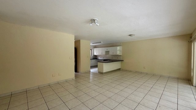 4 Bedroom Property for Sale in St Michaels On Sea KwaZulu-Natal