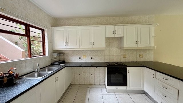 4 Bedroom Property for Sale in St Michaels On Sea KwaZulu-Natal