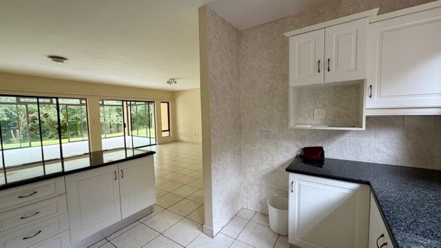 4 Bedroom Property for Sale in St Michaels On Sea KwaZulu-Natal