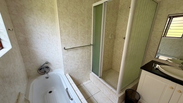 4 Bedroom Property for Sale in St Michaels On Sea KwaZulu-Natal