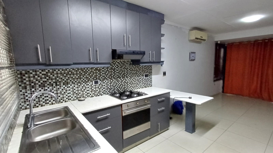 To Let 3 Bedroom Property for Rent in Escombe KwaZulu-Natal