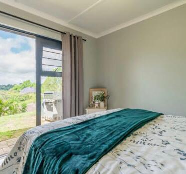 To Let 3 Bedroom Property for Rent in Crestview KwaZulu-Natal