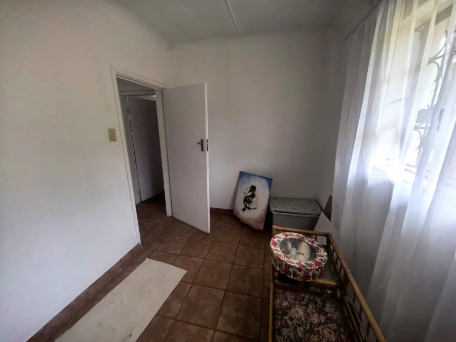 5 Bedroom Property for Sale in La Mercy KwaZulu-Natal