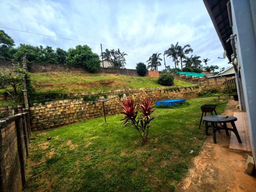 5 Bedroom Property for Sale in La Mercy KwaZulu-Natal