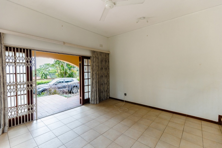 3 Bedroom Property for Sale in Umtentweni KwaZulu-Natal