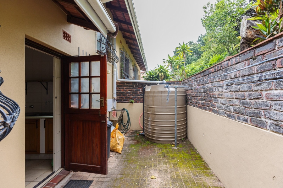 3 Bedroom Property for Sale in Umtentweni KwaZulu-Natal