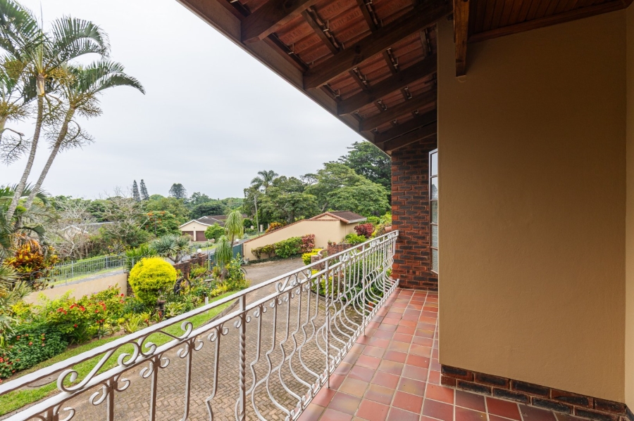 3 Bedroom Property for Sale in Umtentweni KwaZulu-Natal