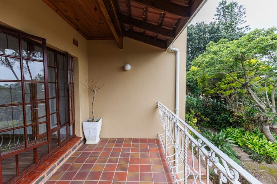 3 Bedroom Property for Sale in Umtentweni KwaZulu-Natal