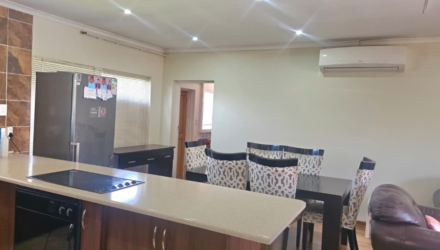 3 Bedroom Property for Sale in Huttenheights KwaZulu-Natal