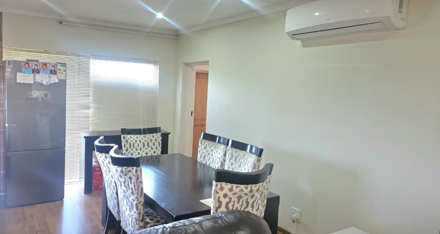 3 Bedroom Property for Sale in Huttenheights KwaZulu-Natal