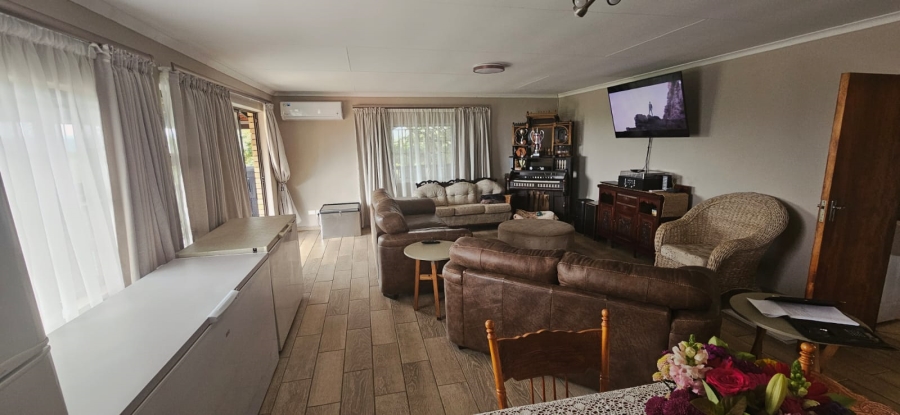 4 Bedroom Property for Sale in Doonside KwaZulu-Natal