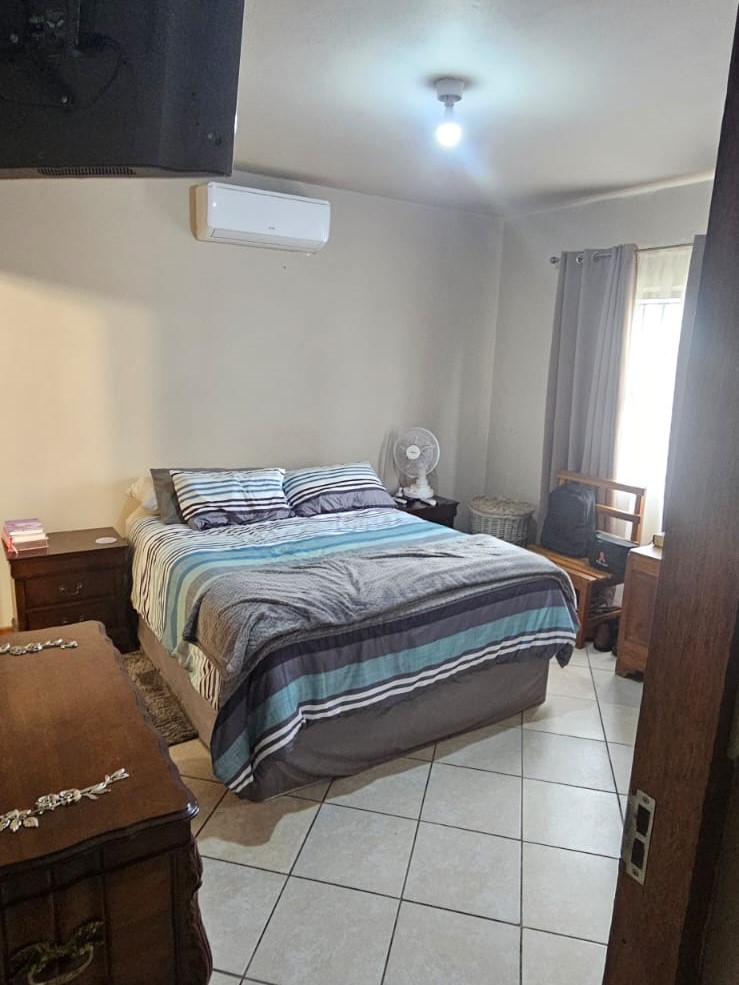 4 Bedroom Property for Sale in Doonside KwaZulu-Natal