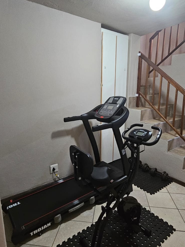 4 Bedroom Property for Sale in Doonside KwaZulu-Natal