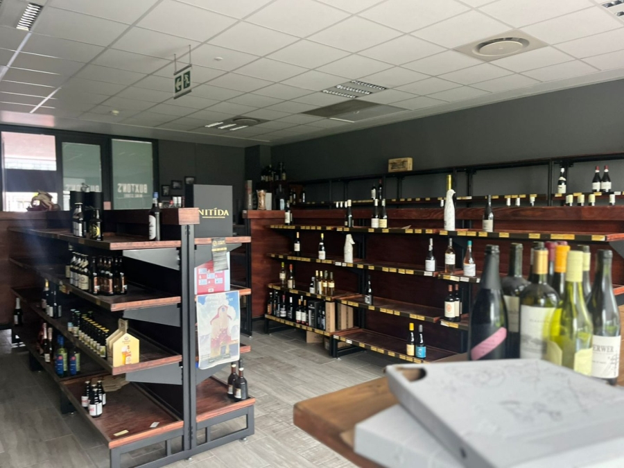 To Let commercial Property for Rent in Umhlanga Ridge KwaZulu-Natal
