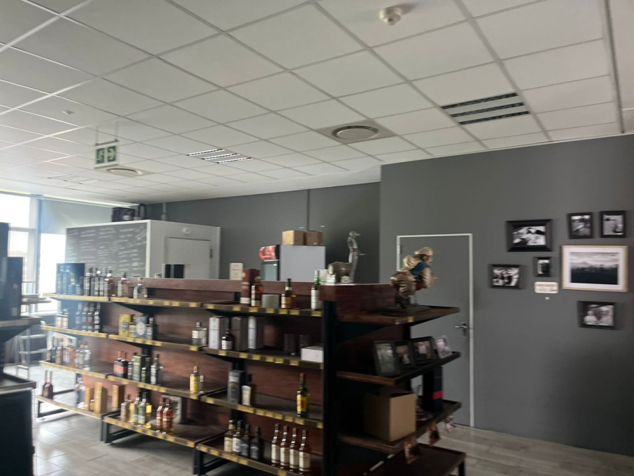 To Let commercial Property for Rent in Umhlanga Ridge KwaZulu-Natal